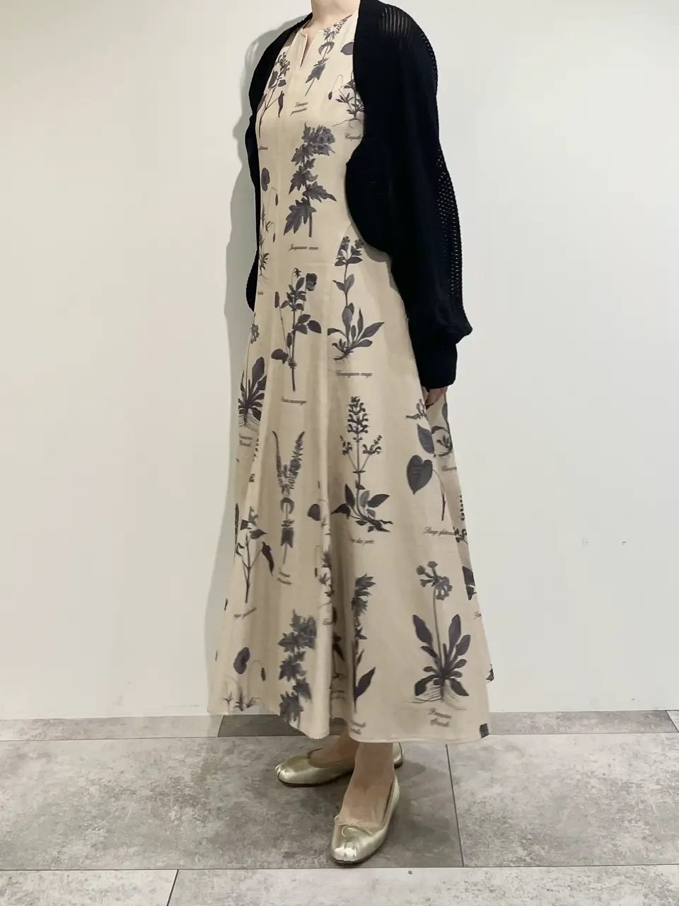 GRACE CONTINENTAL 端場 わかな コーディネート画像