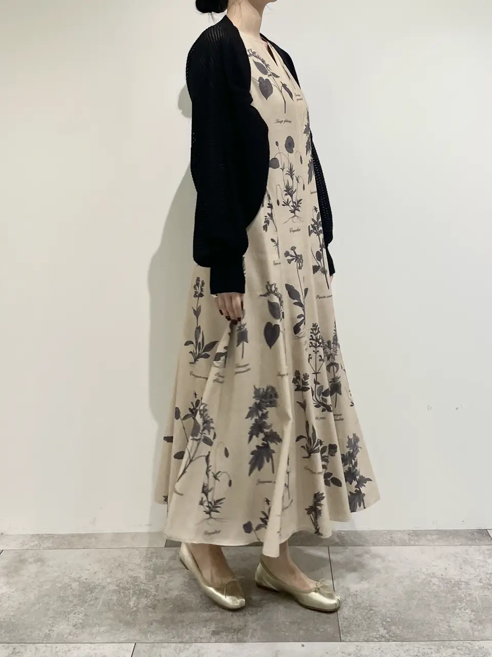 GRACE CONTINENTAL 端場 わかな コーディネート画像