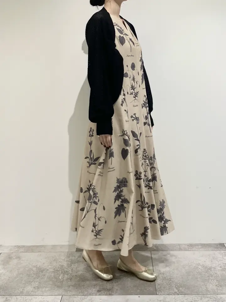 GRACE CONTINENTAL 端場 わかな コーディネート画像