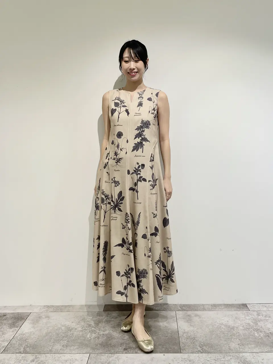 GRACE CONTINENTAL 端場 わかな コーディネート画像