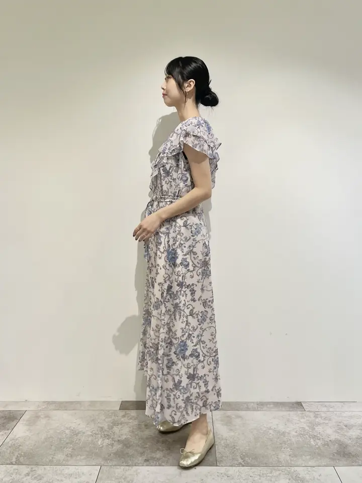 GRACE CONTINENTAL 端場 わかな コーディネート画像