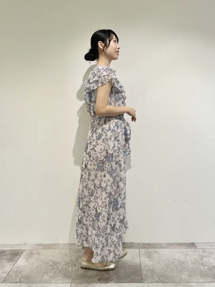 GRACE CONTINENTAL 端場 わかな コーディネート画像