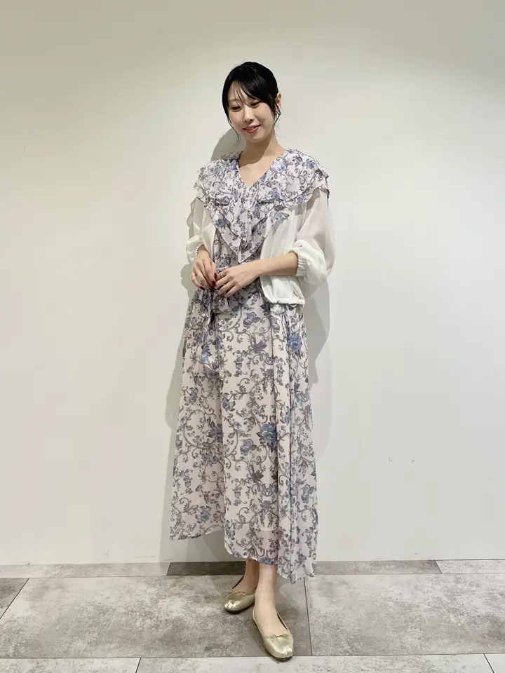 GRACE CONTINENTAL 端場 わかな コーディネート画像