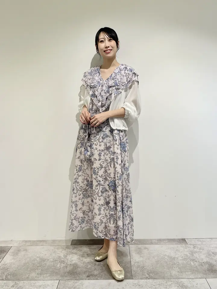 GRACE CONTINENTAL 端場 わかな コーディネート画像