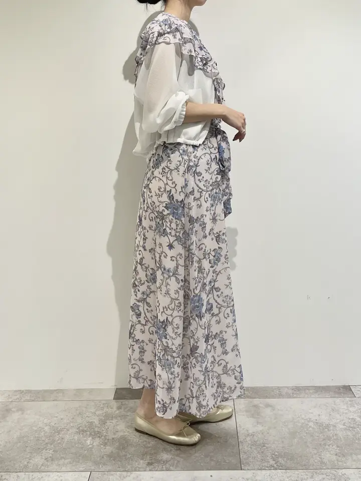 GRACE CONTINENTAL 端場 わかな コーディネート画像