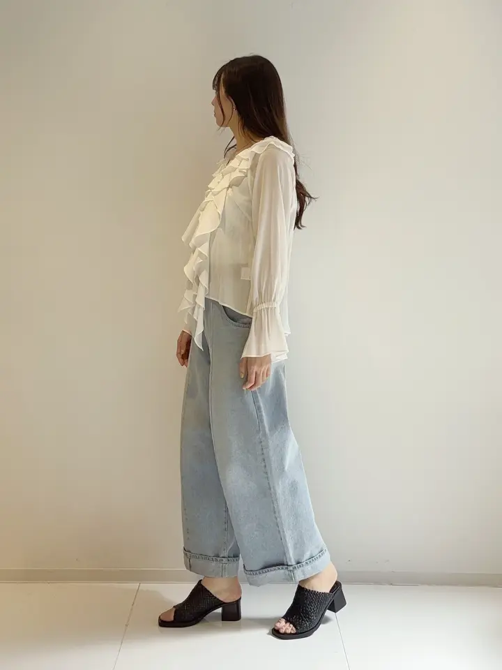 GRACE CONTINENTAL Hikaru Okada コーディネート画像