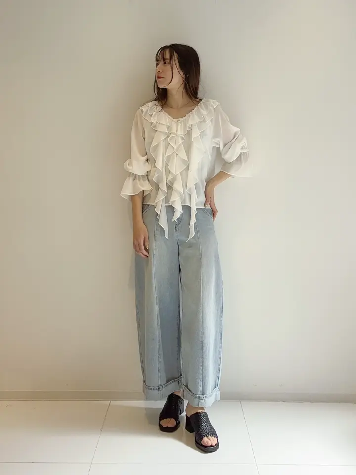 GRACE CONTINENTAL Hikaru Okada コーディネート画像