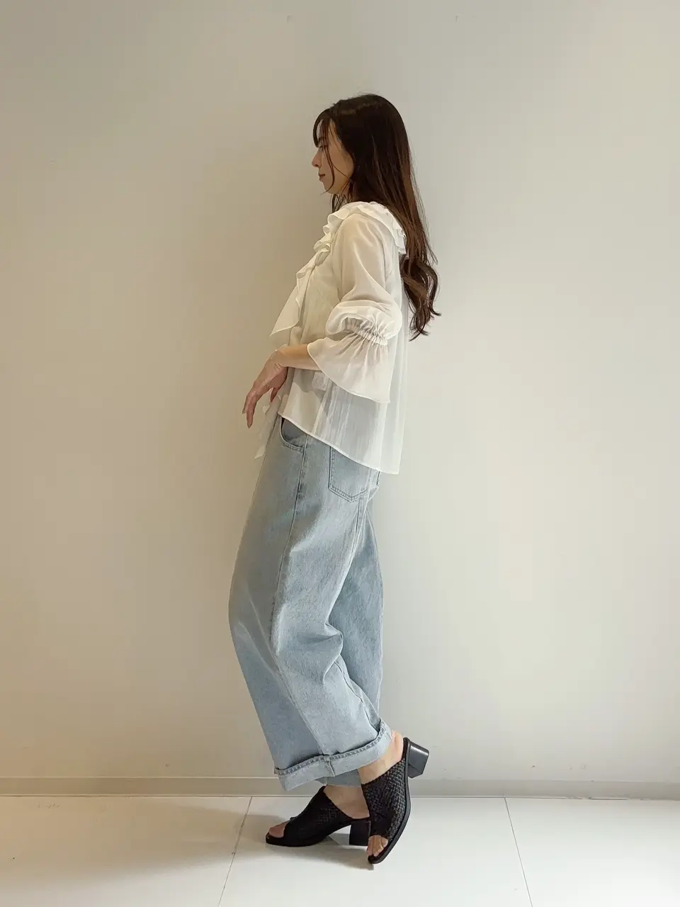 GRACE CONTINENTAL Hikaru Okada コーディネート画像