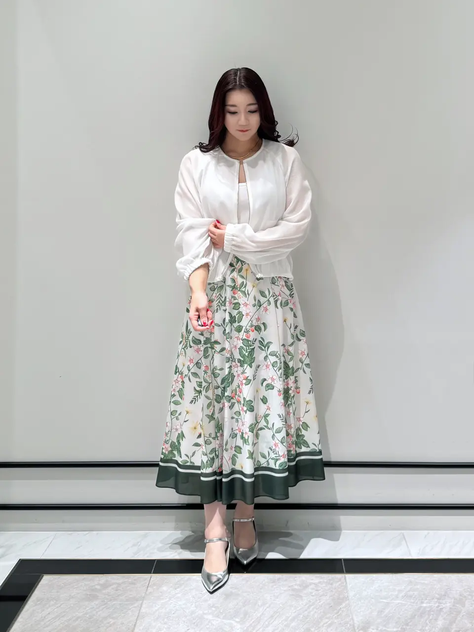 GRACE CONTINENTAL MOMOKO コーディネート画像