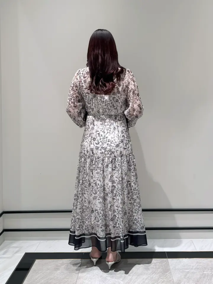 GRACE CONTINENTAL MOMOKO コーディネート画像