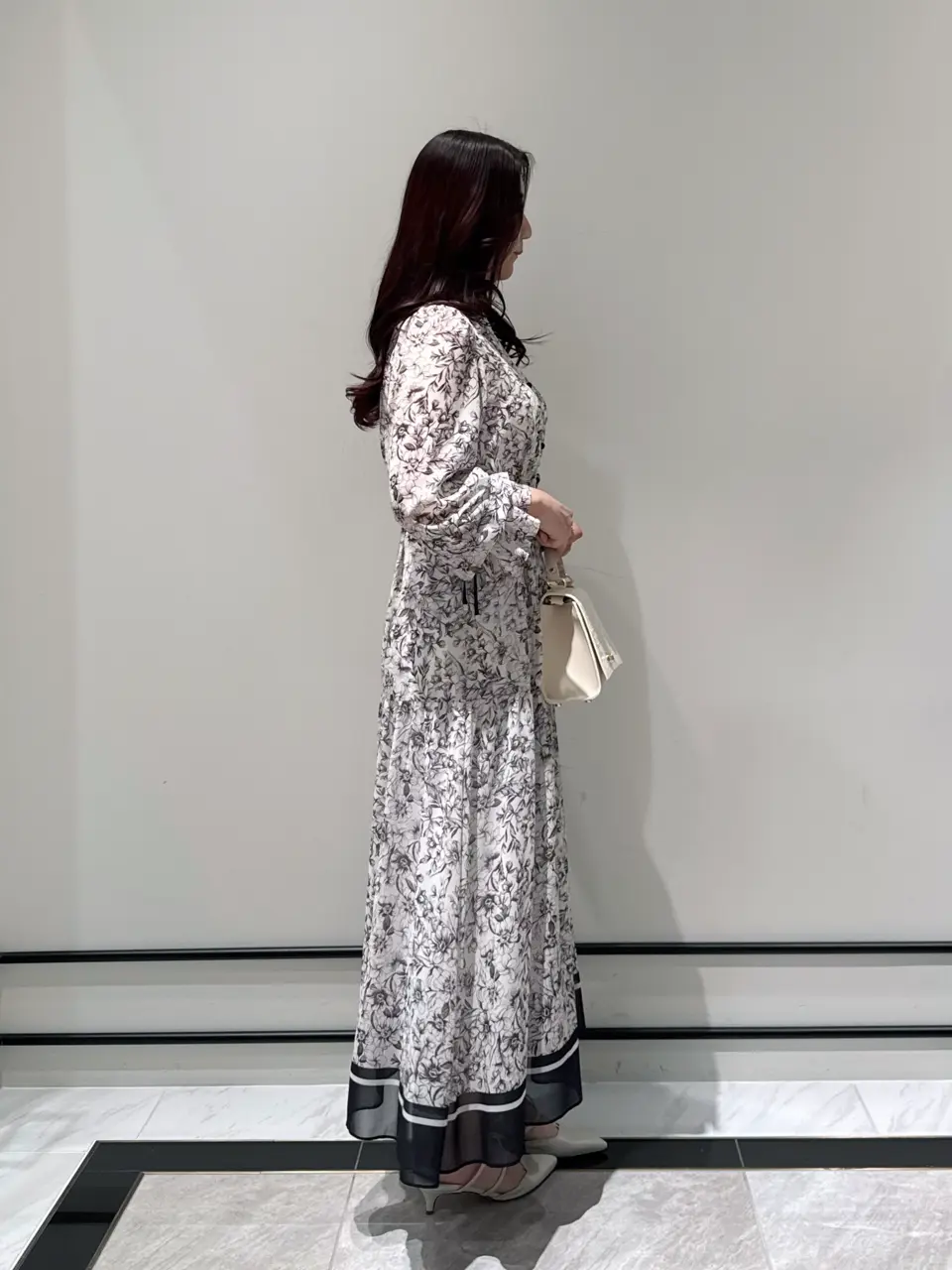 GRACE CONTINENTAL MOMOKO コーディネート画像