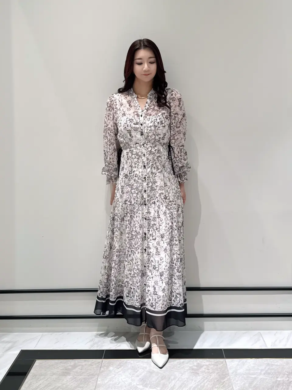 GRACE CONTINENTAL MOMOKO コーディネート画像