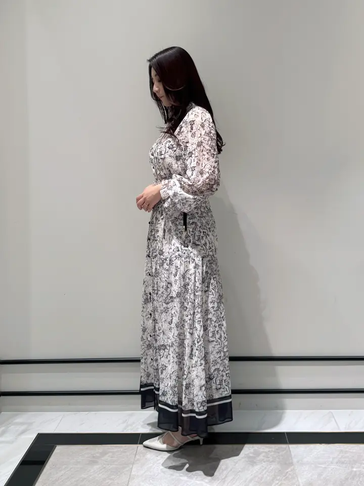 GRACE CONTINENTAL MOMOKO コーディネート画像