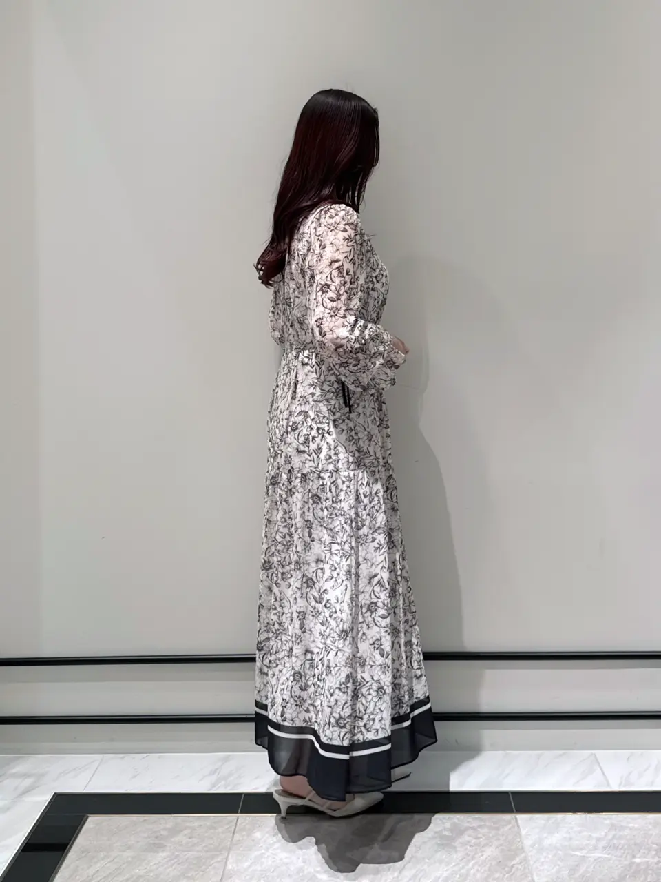 GRACE CONTINENTAL MOMOKO コーディネート画像