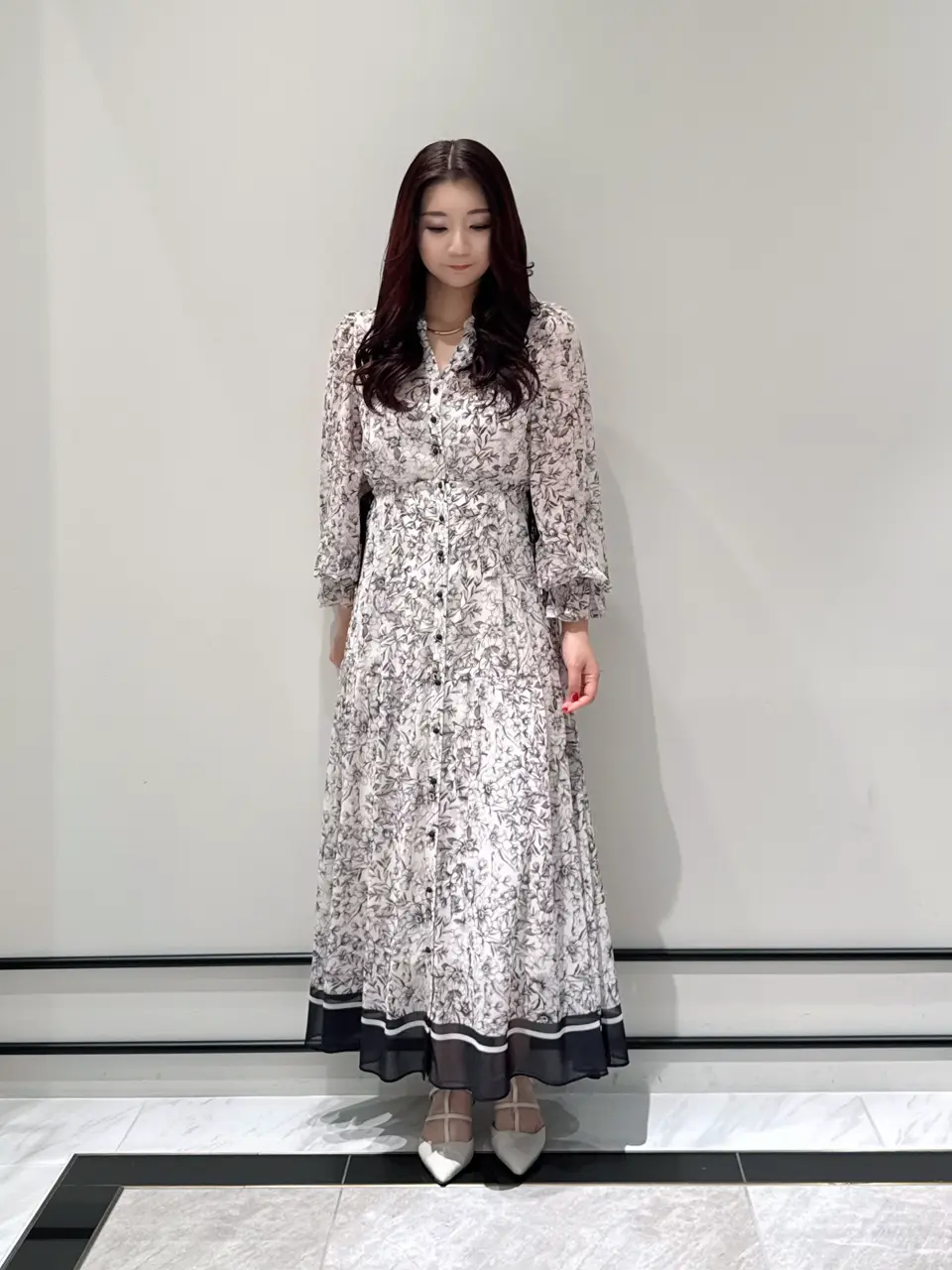 GRACE CONTINENTAL MOMOKO コーディネート画像