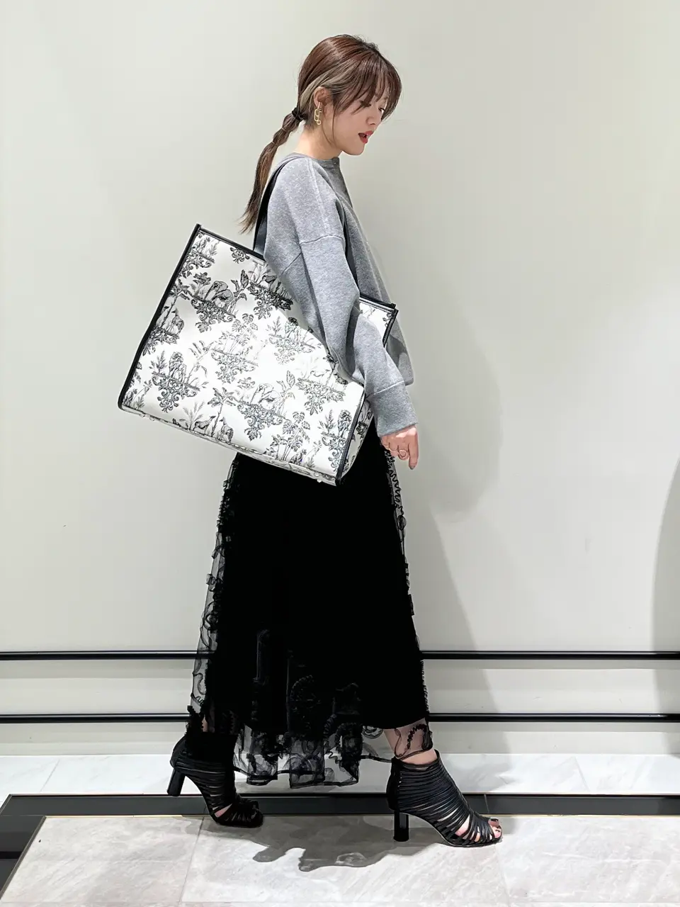 GRACE CONTINENTAL A.Kameyama コーディネート画像