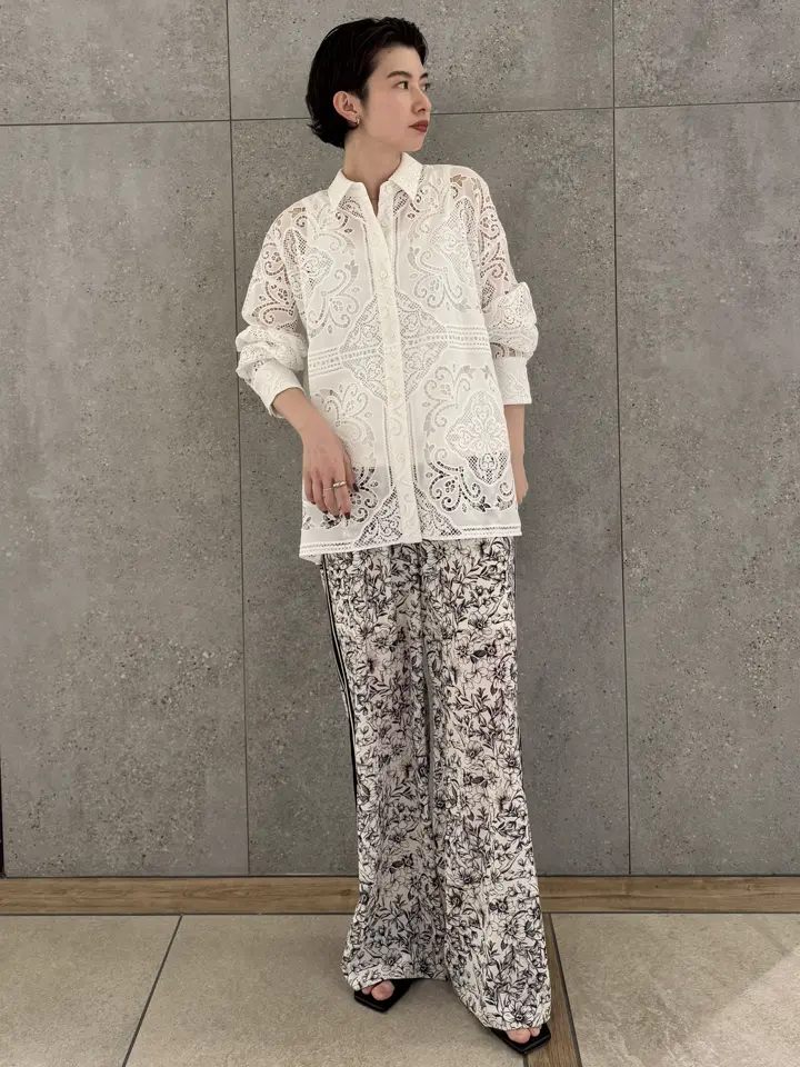 GRACE CONTINENTAL 村上 麗華 コーディネート画像