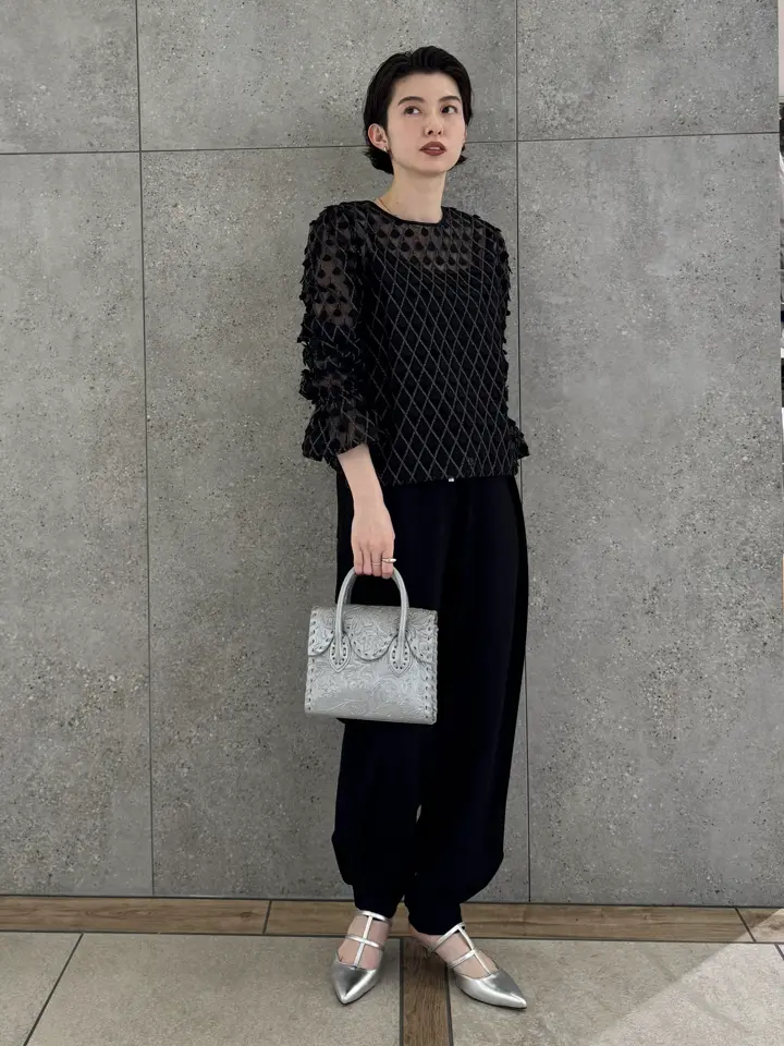 GRACE CONTINENTAL 村上 麗華 コーディネート画像