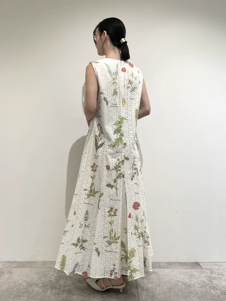 GRACE CONTINENTAL Nakatsu.m コーディネート画像