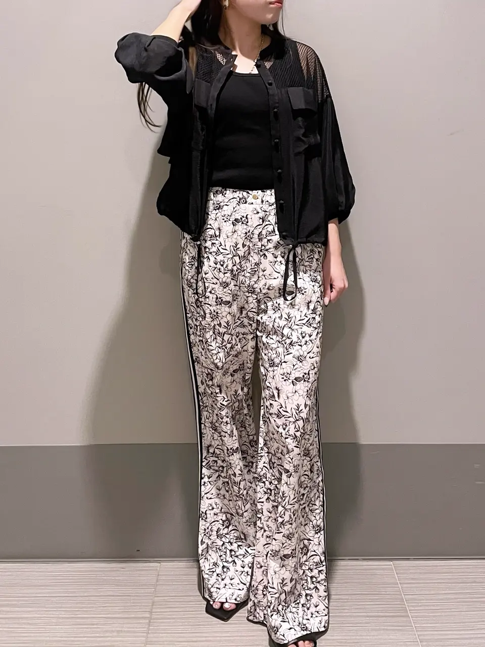 GRACE CONTINENTAL 細川　もなみ コーディネート画像