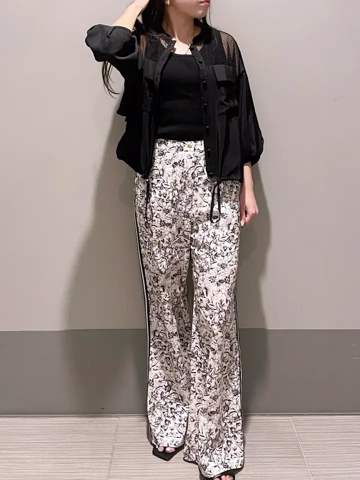 GRACE CONTINENTAL 細川　もなみ コーディネート画像