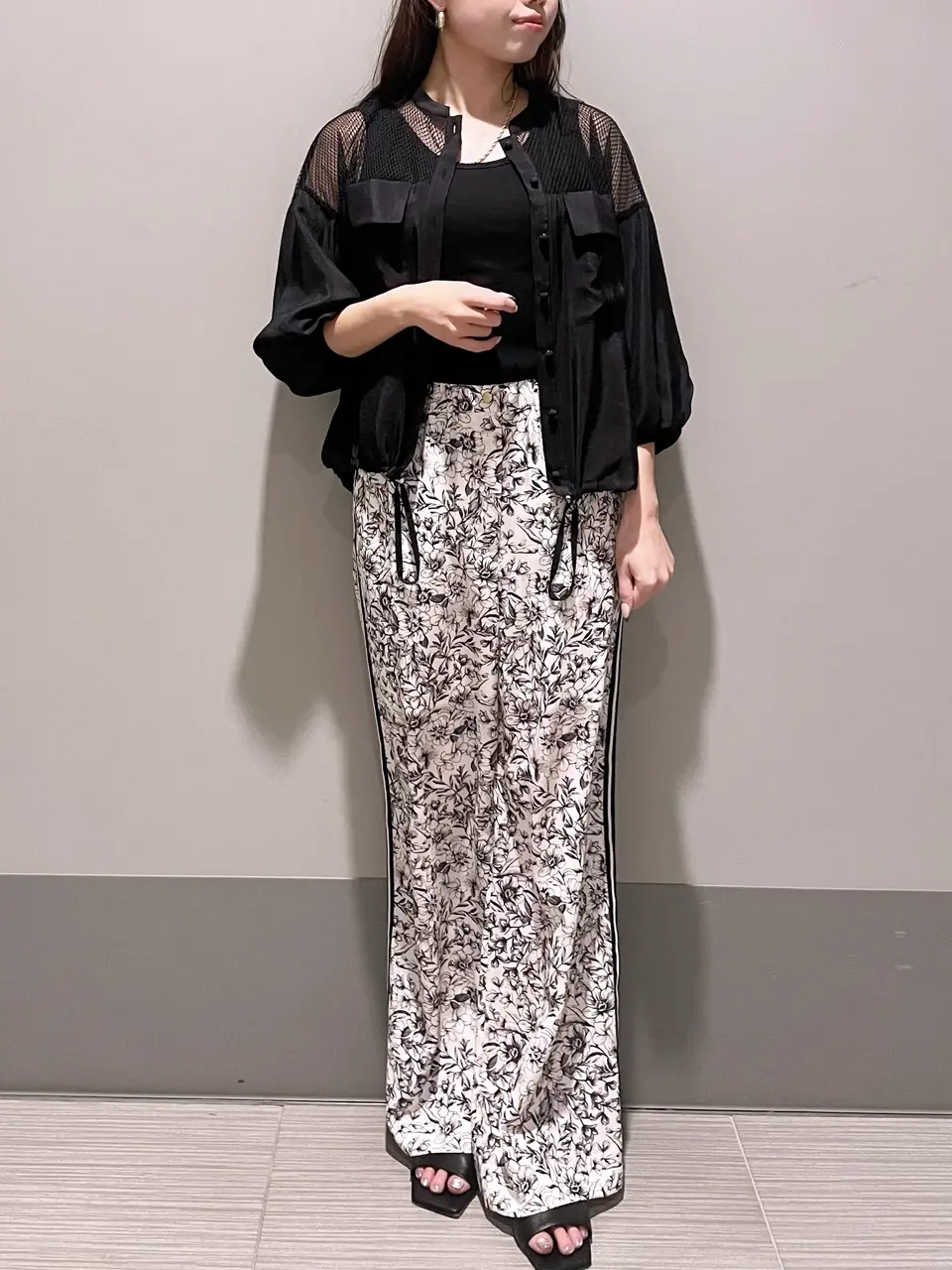 GRACE CONTINENTAL 細川　もなみ コーディネート画像