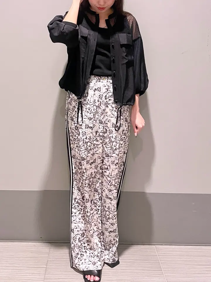 GRACE CONTINENTAL 細川　もなみ コーディネート画像