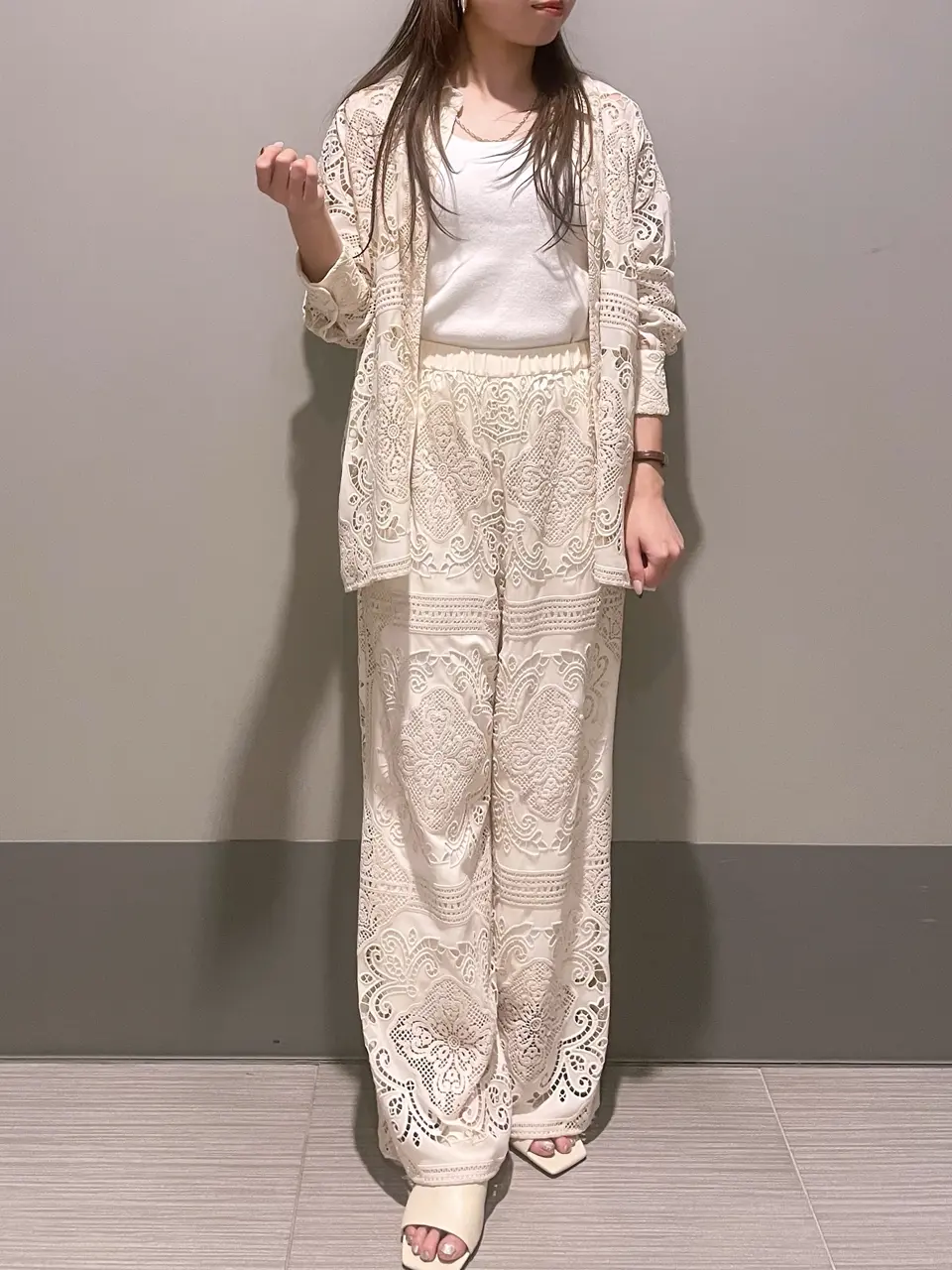 GRACE CONTINENTAL 細川　もなみ コーディネート画像