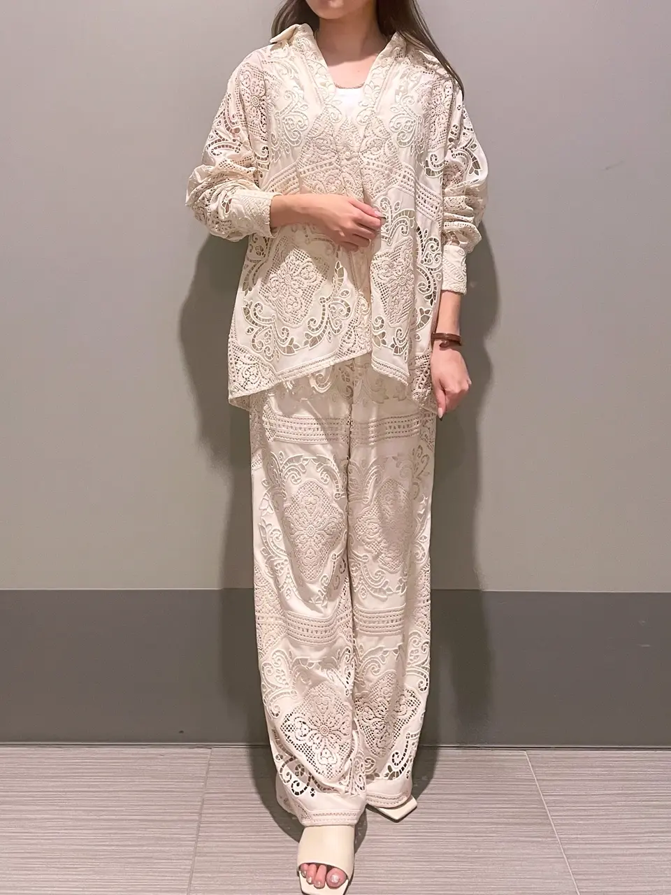 GRACE CONTINENTAL 細川　もなみ コーディネート画像