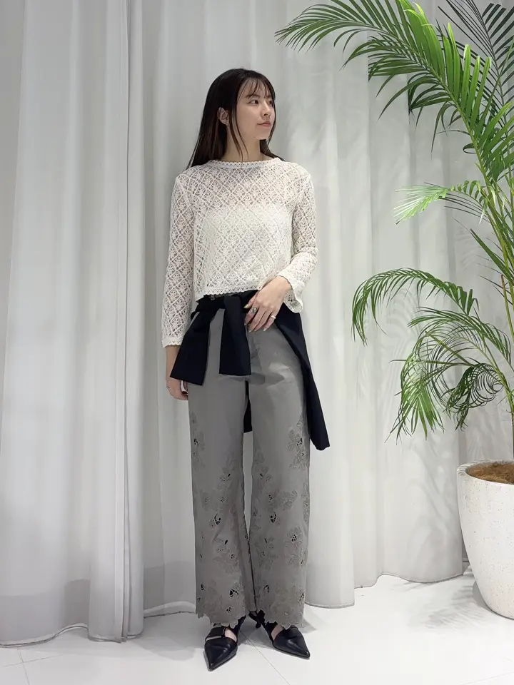 GRACE CONTINENTAL Hikaru Okada コーディネート画像