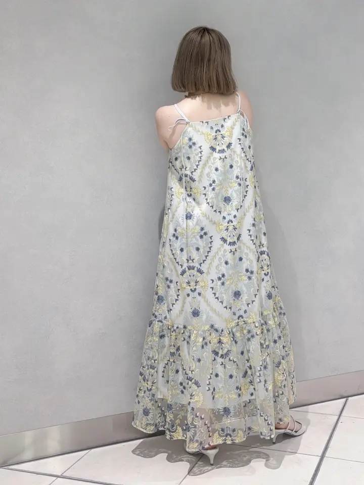 GRACE CONTINENTAL SAYUMI Nagashima コーディネート画像