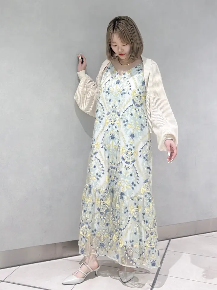 GRACE CONTINENTAL SAYUMI Nagashima コーディネート画像