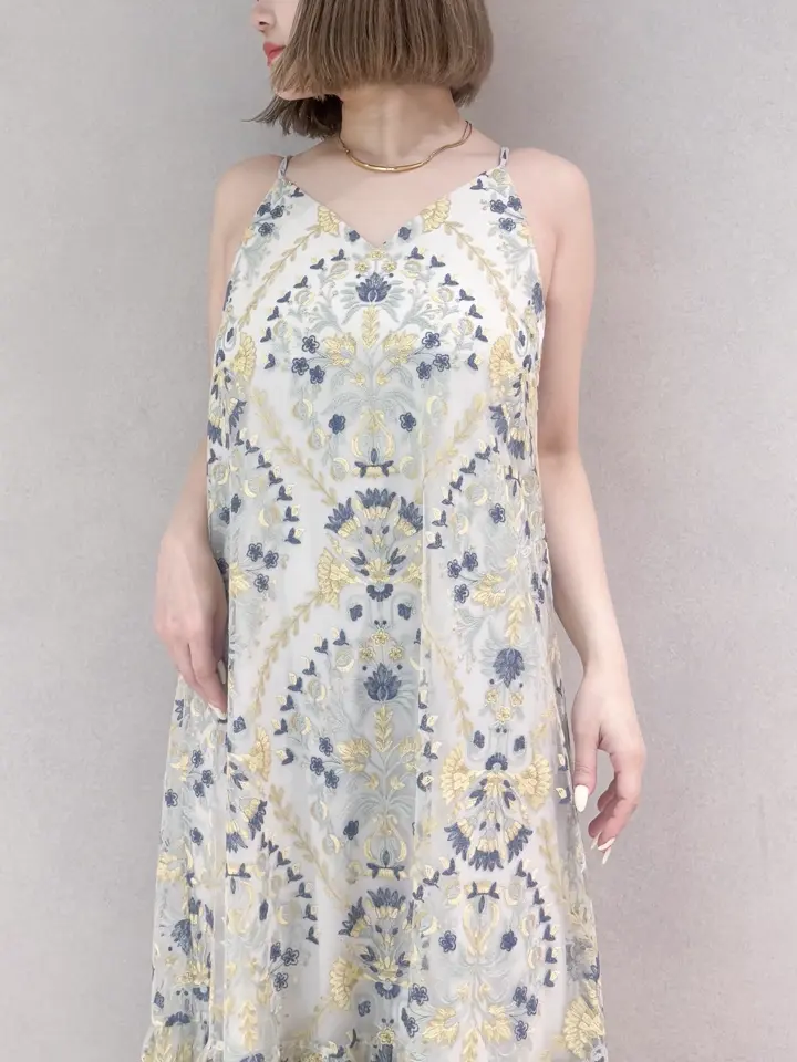 GRACE CONTINENTAL SAYUMI Nagashima コーディネート画像