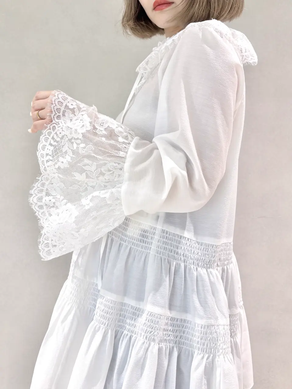 GRACE CONTINENTAL SAYUMI Nagashima コーディネート画像