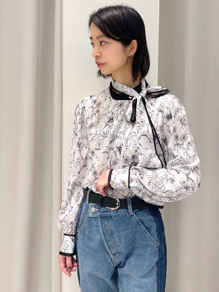 GRACE CONTINENTAL yuri コーディネート画像