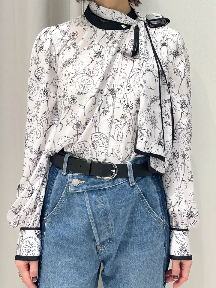 GRACE CONTINENTAL yuri コーディネート画像