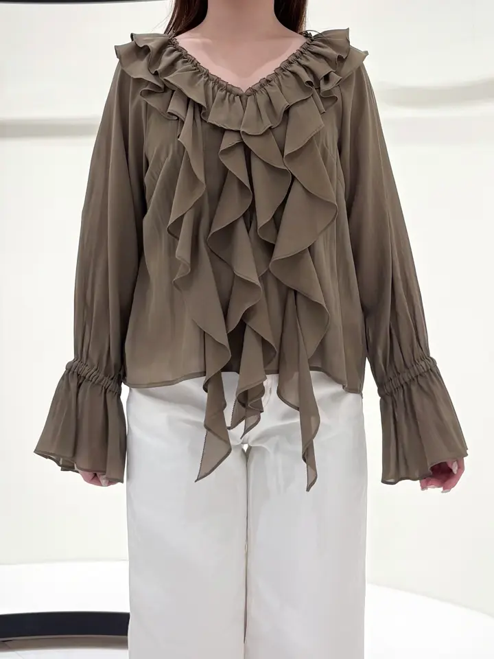 GRACE CONTINENTAL 平野 裕華 コーディネート画像