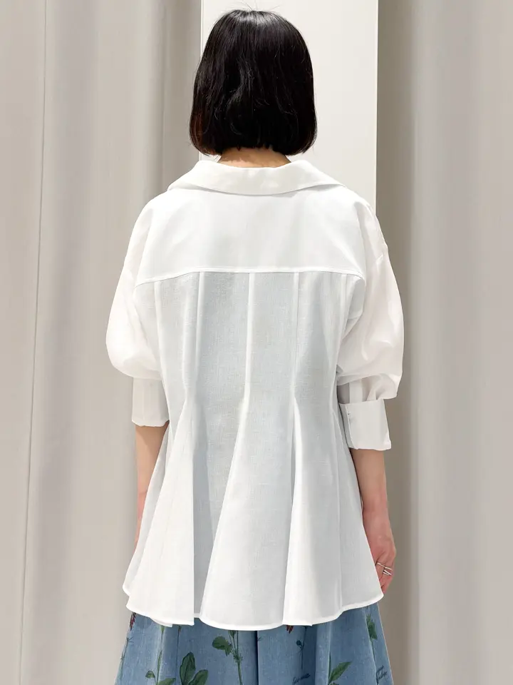 GRACE CONTINENTAL yuri コーディネート画像