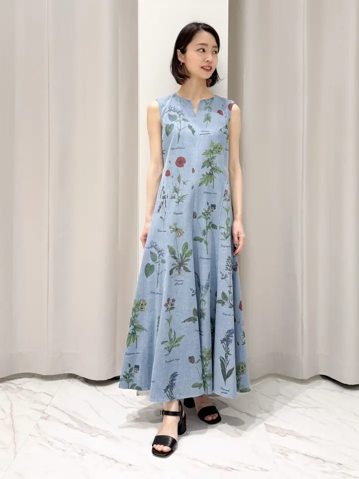 GRACE CONTINENTAL yuri コーディネート画像