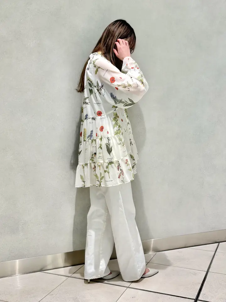 GRACE CONTINENTAL sa-ya コーディネート画像