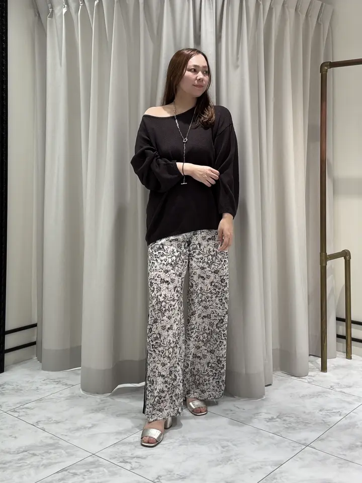 GRACE CONTINENTAL 泉　敦子 コーディネート画像