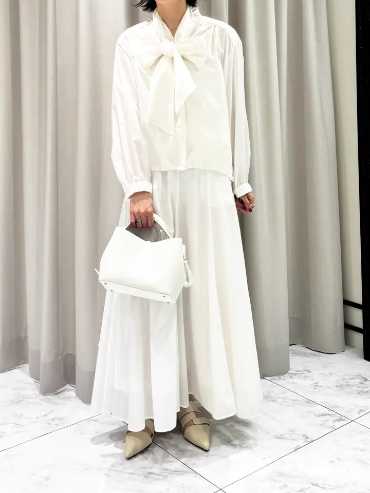 GRACE CONTINENTAL Hikaru Okada コーディネート画像