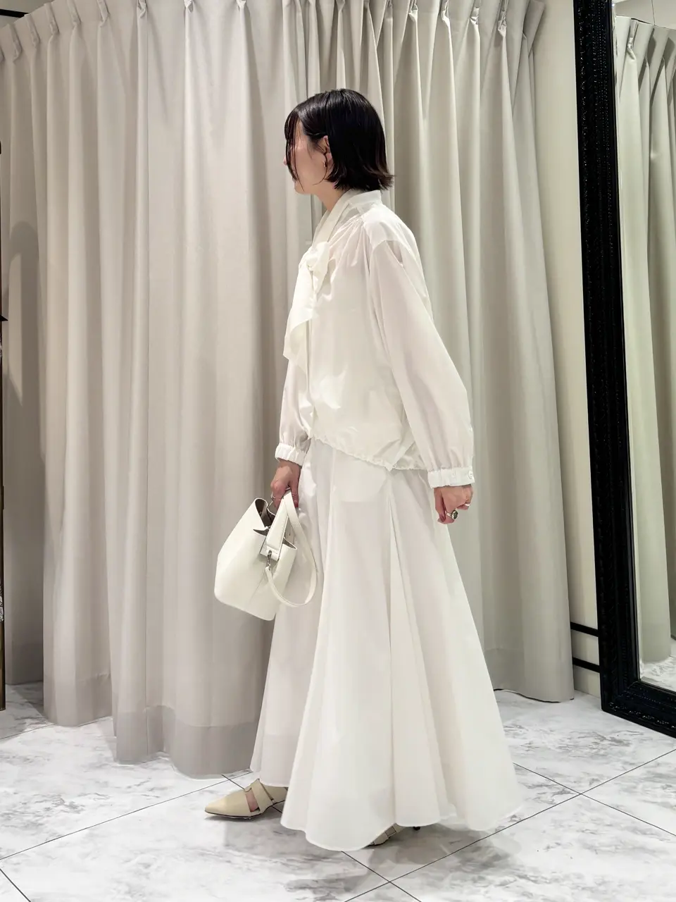 GRACE CONTINENTAL Hikaru Okada コーディネート画像