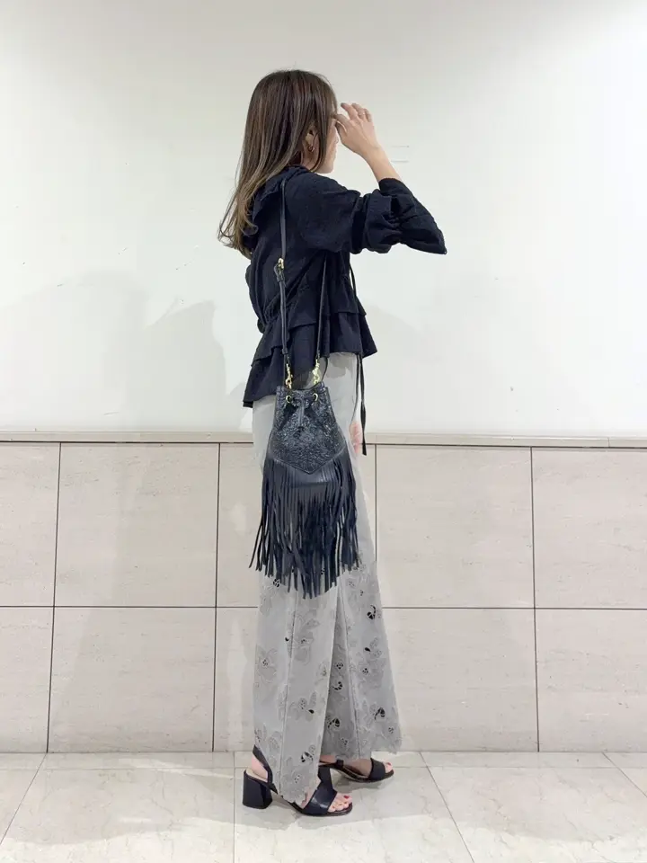 GRACE CONTINENTAL yukimi yonee コーディネート画像