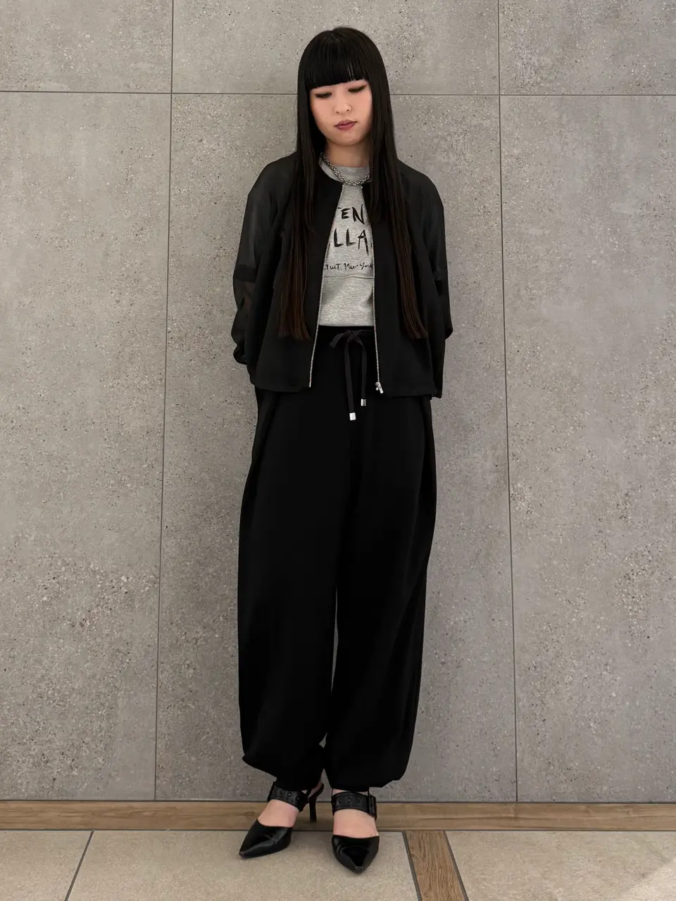  anri コーディネート画像