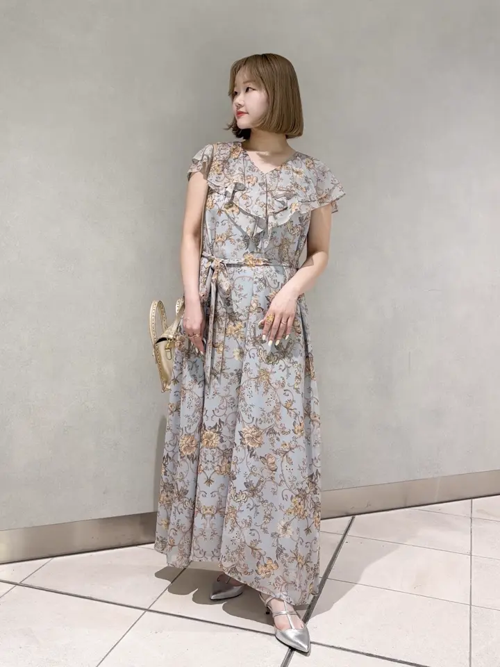 GRACE CONTINENTAL SAYUMI Nagashima コーディネート画像