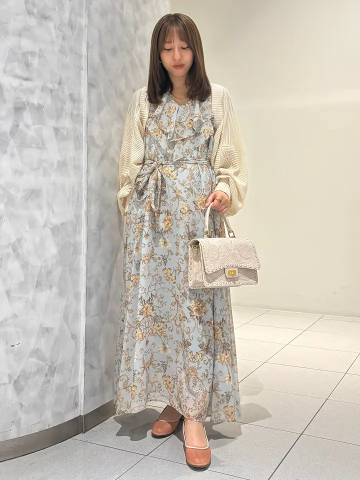 GRACE CONTINENTAL 岩永 春佳 コーディネート画像