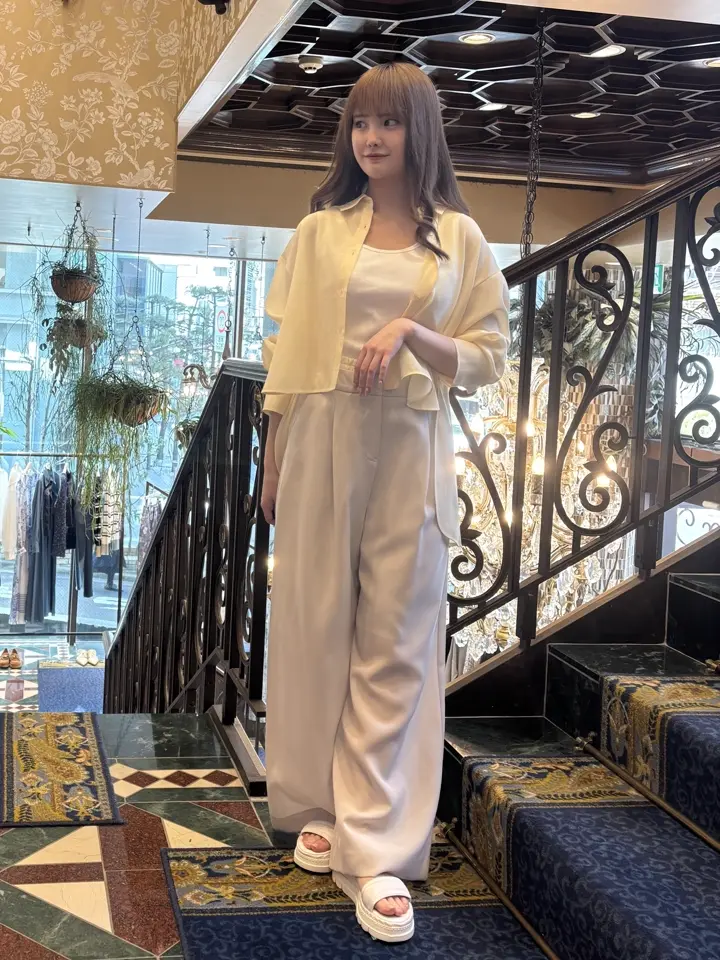 GRACE CONTINENTAL adachi miyuki コーディネート画像