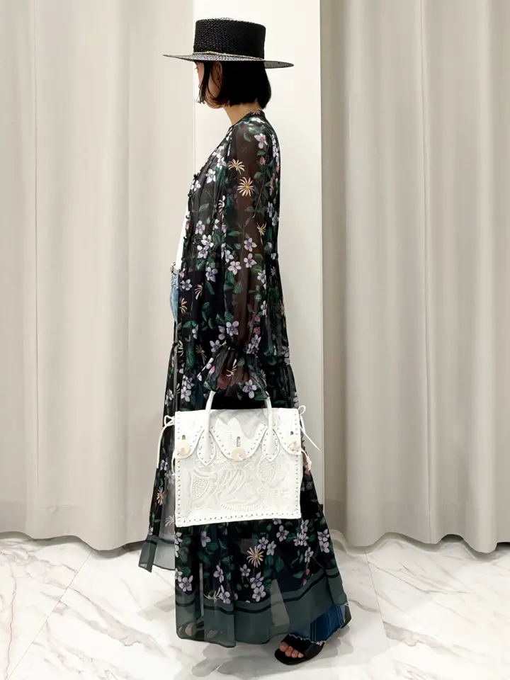 GRACE CONTINENTAL yuri コーディネート画像