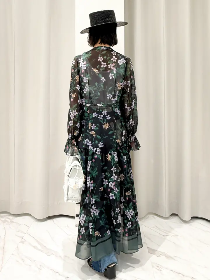 GRACE CONTINENTAL yuri コーディネート画像